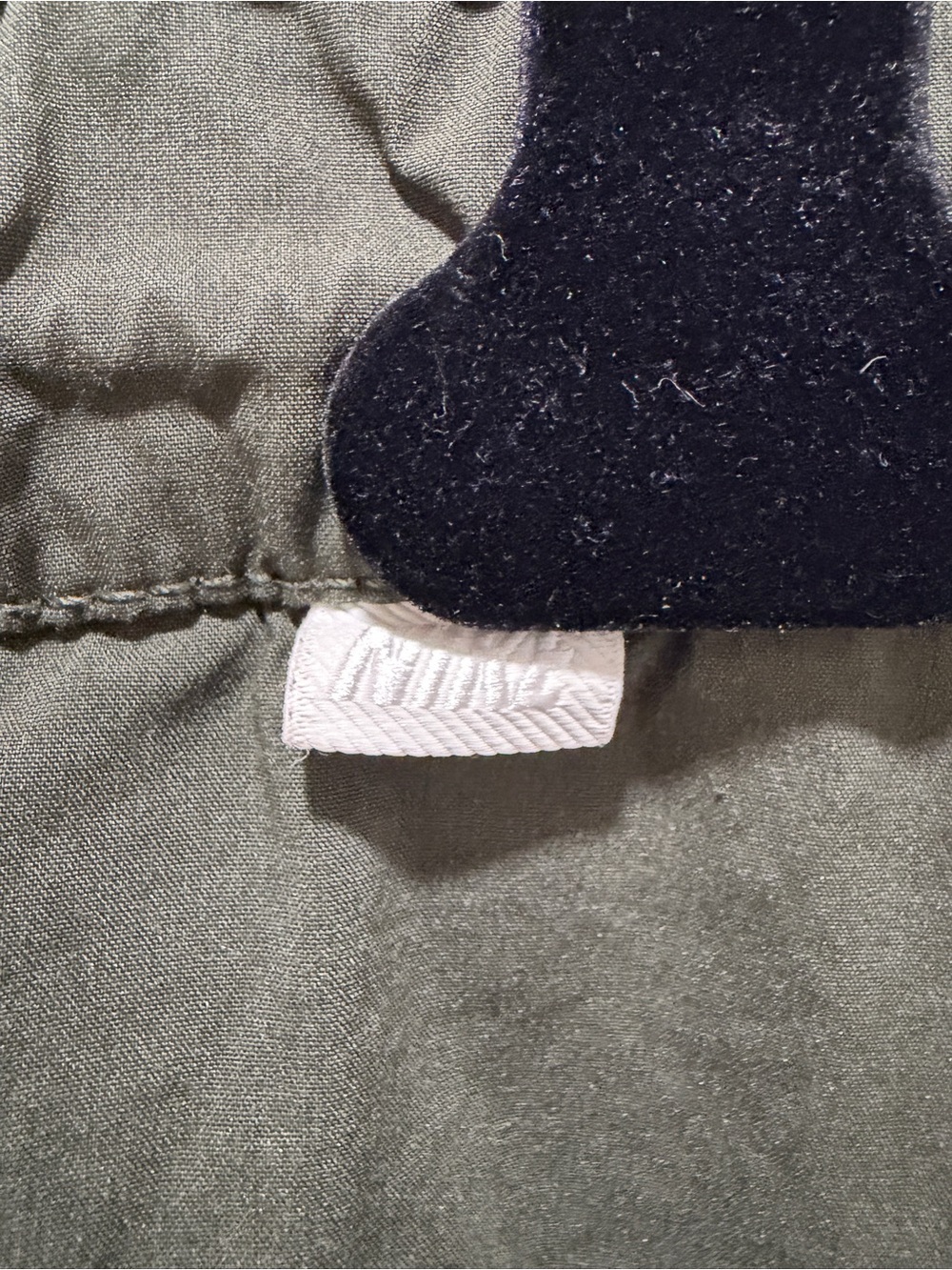NIKE Style Essentials Unlined Woven Green Cargo Pants - Picture 8 of 9